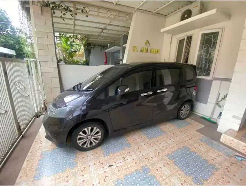 Honda Freed 2012 Bensin