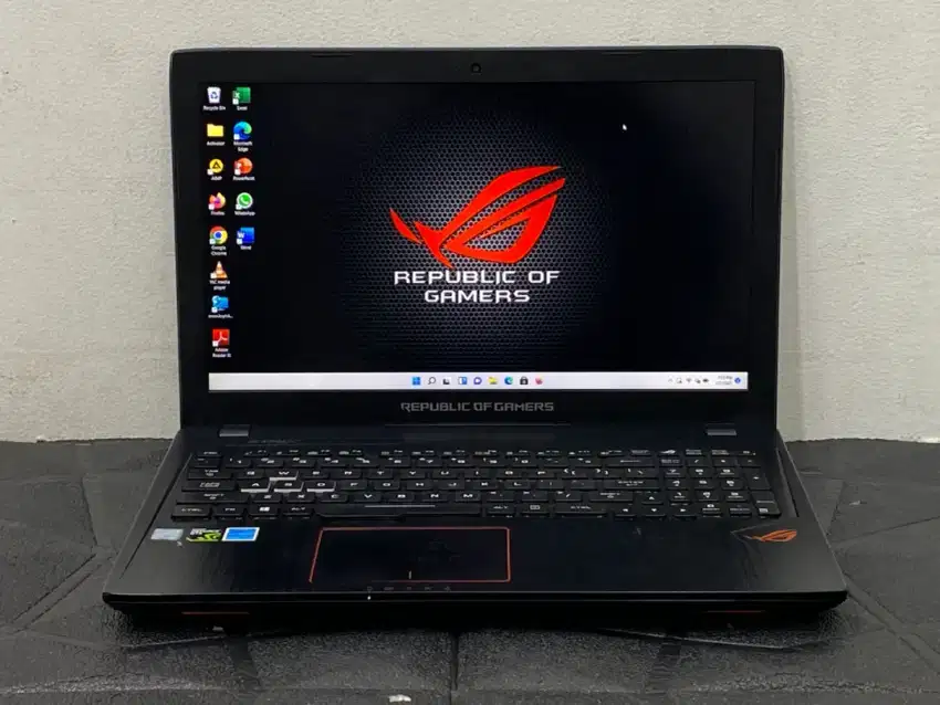 Laptop Asus ROG GL553VD prosesor Intel Core i7-7700HQ/RAM 8GB/SSD 512G