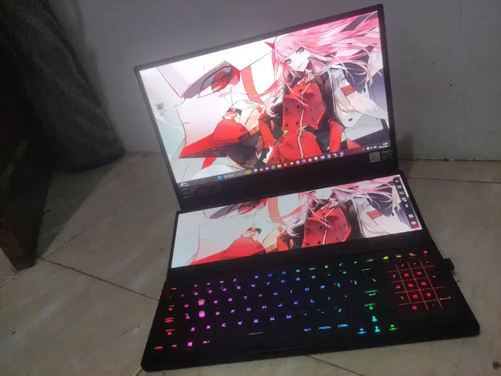 Asus Zephyrus Duo 15 SE