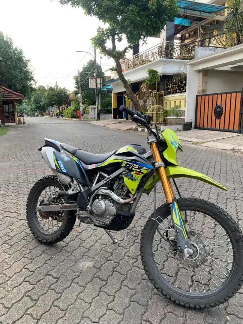 KLX BF SE Xtreme Tahun 2022