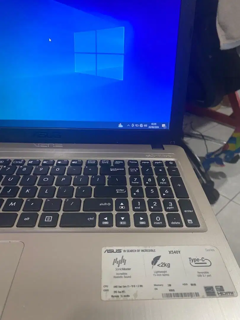 Laptop asus x540y