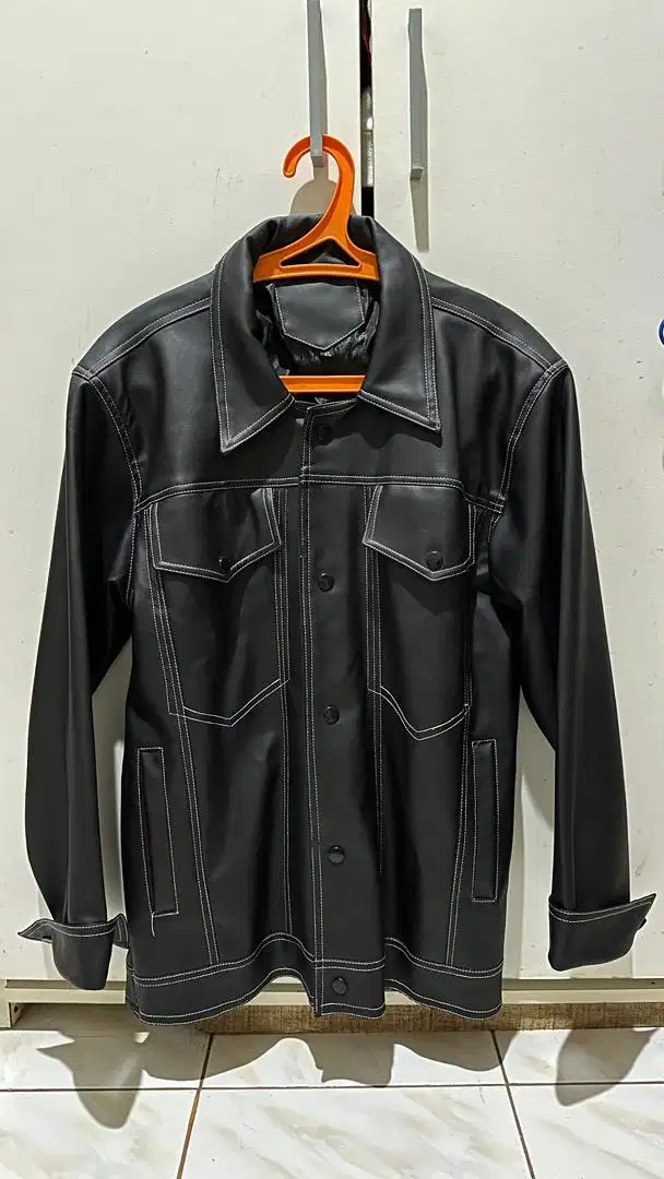 jaket kulit hitam unisex