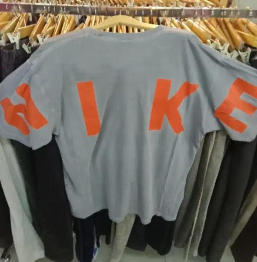 NIKE BIG LOGO VINTAGE TSHRIT