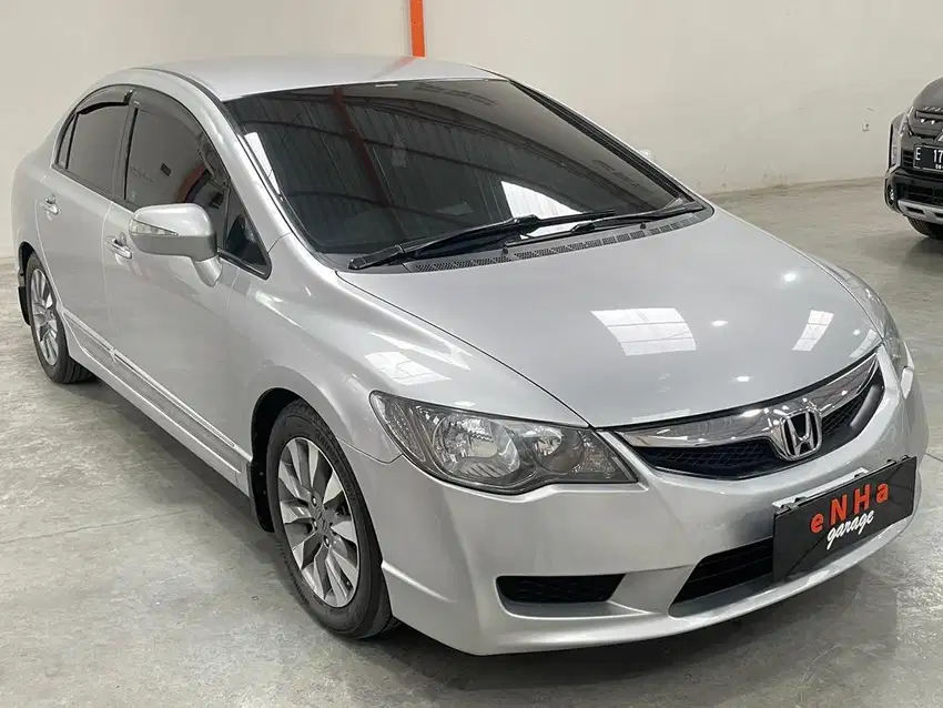 Km 28rb record. Honda CiviC FD 1.8 A/T 2010.. eNHa garage Semarang..