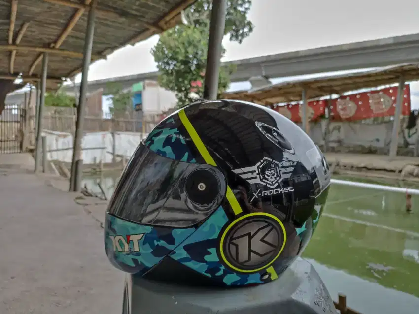 Helm KYT buy 1 get 1