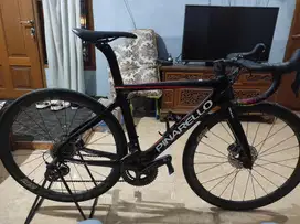 Sepeda Roadbike Pinarello GAN