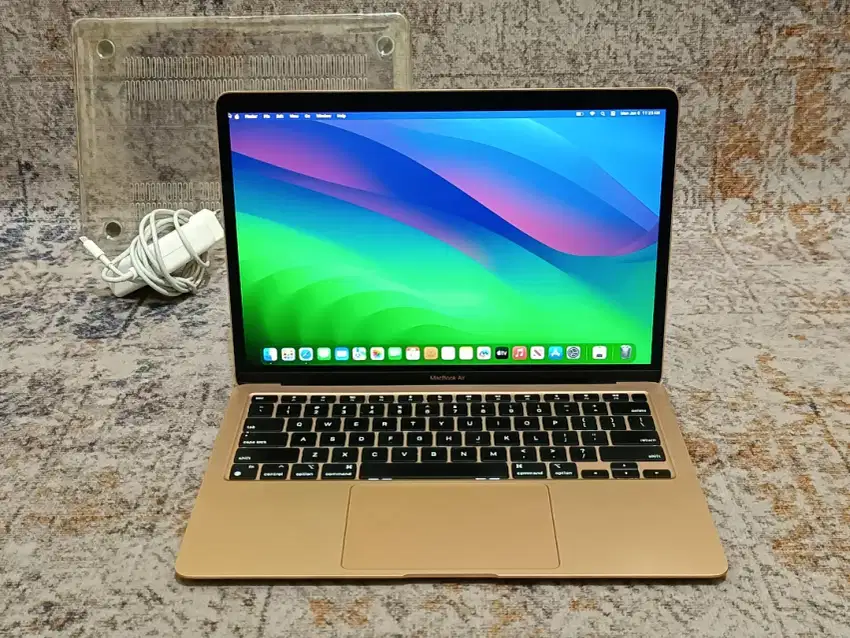 MacBook Air Retina 2020 M1 8GB 512GB Gold iBox Like New