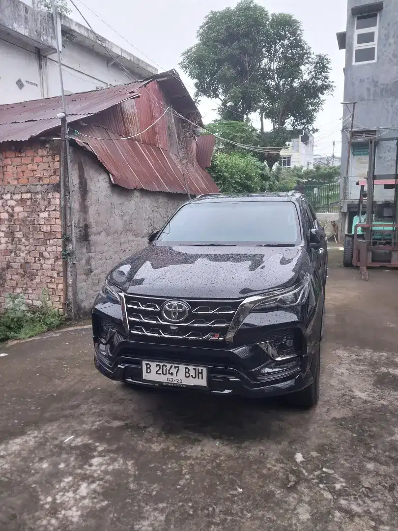 TOYOTA FORTUNER GR 2024 dp nego spt baru