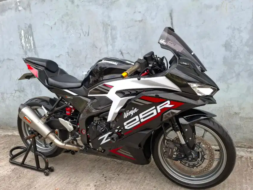 ZX25R ABS SE KM11rb Mulus 95% Kawasaki ZX 25R ABS 2021