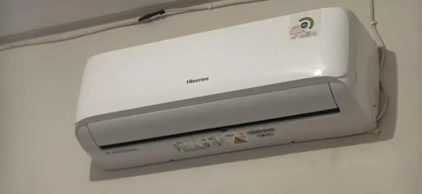 Dijual cepat AC Hisense 1 PK