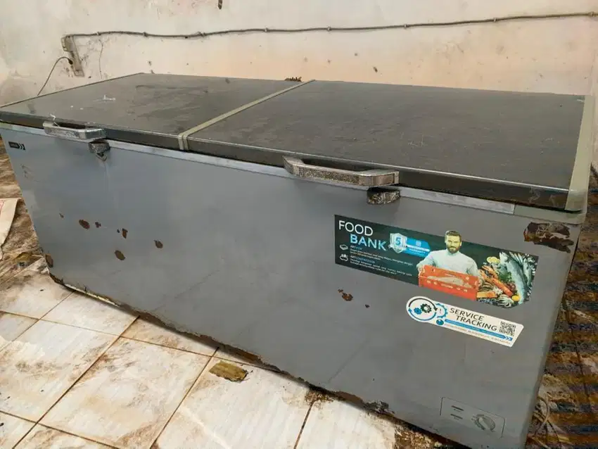 Freezer kulkas 2 pintu 800L