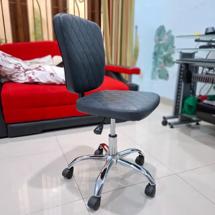 Informa Ziamon Kursi Kantor Hitam Second