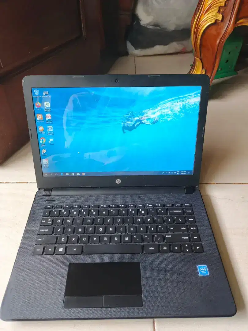 Laptop Hp ram 8gb win 10 layar 14 inch siap pake no minus (bs kurang)