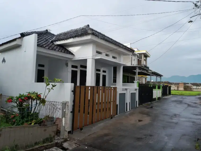 Rumah di muara sanding