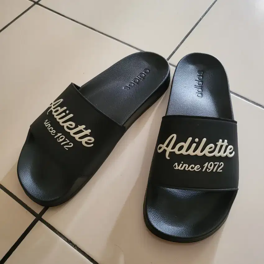 Sandal Adilette Adidas Original