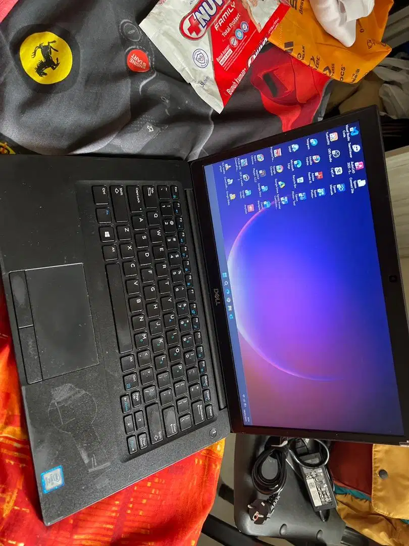 Dijual Laptop Dell Latitude 7490