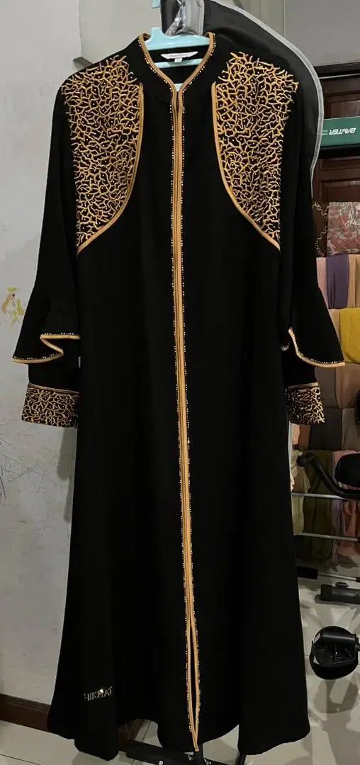 Jual Abaya HIKMAT kondisi BARU