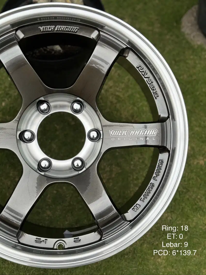 velg volk rays te37 SUV FF ring18 BARU fortuner vrz vnt pajero dakar