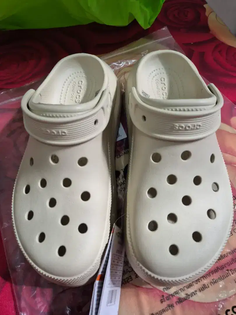 Crocs clog 39 m6/w8