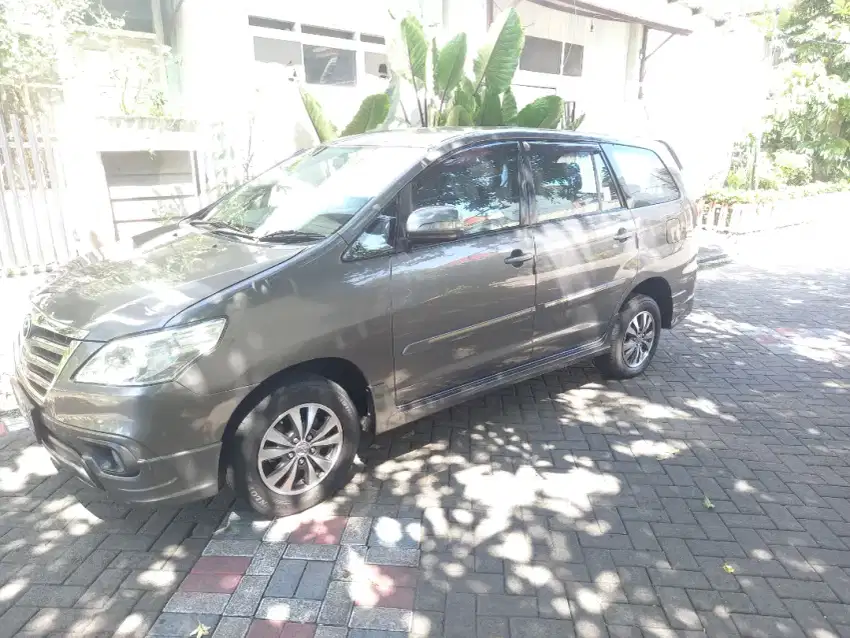 Kijang Innova G luxury 2015 bensin