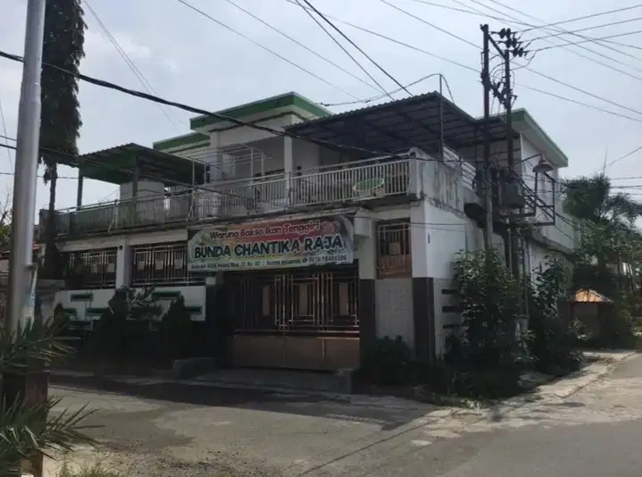 Dijual Rumah 2 lantai. Komp HKSN Permai.