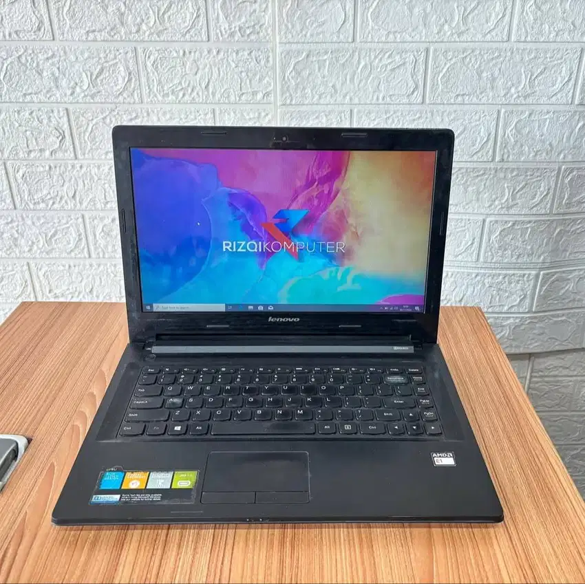 Lenovo G40-45 AMD E1 - 6010 Ram 8GB SSD 256GB