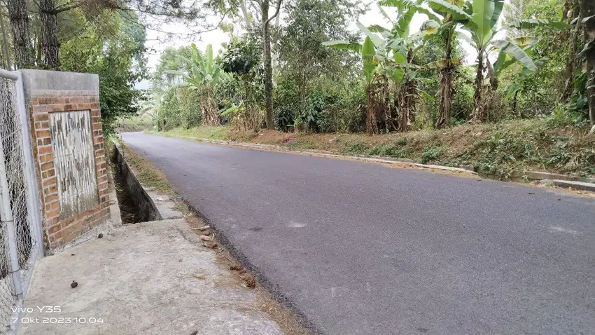 Tanah Kebun Dekat Vila, Strategis, Sejuk Dan Ada Pemandangannya