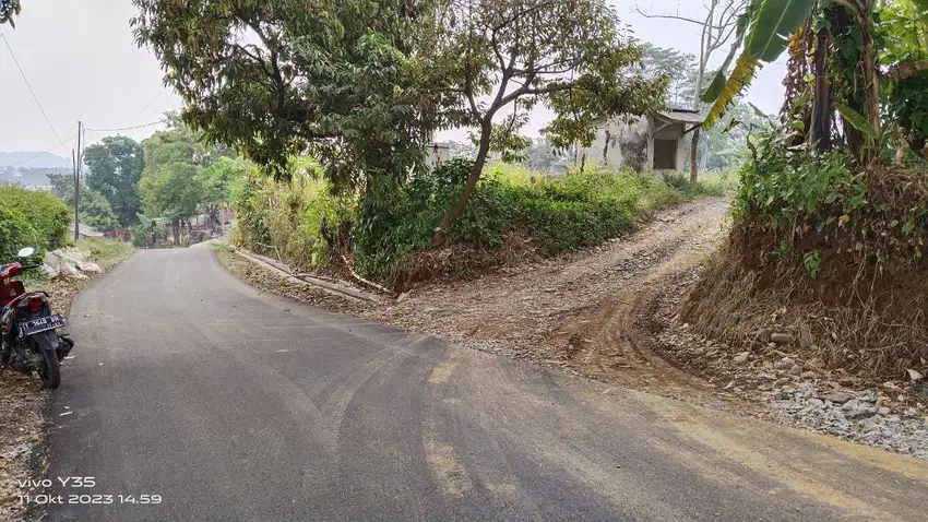 SAWAH MURAH || PINGGIR JALAN PEMANDANGAN PEGUNUNGAN