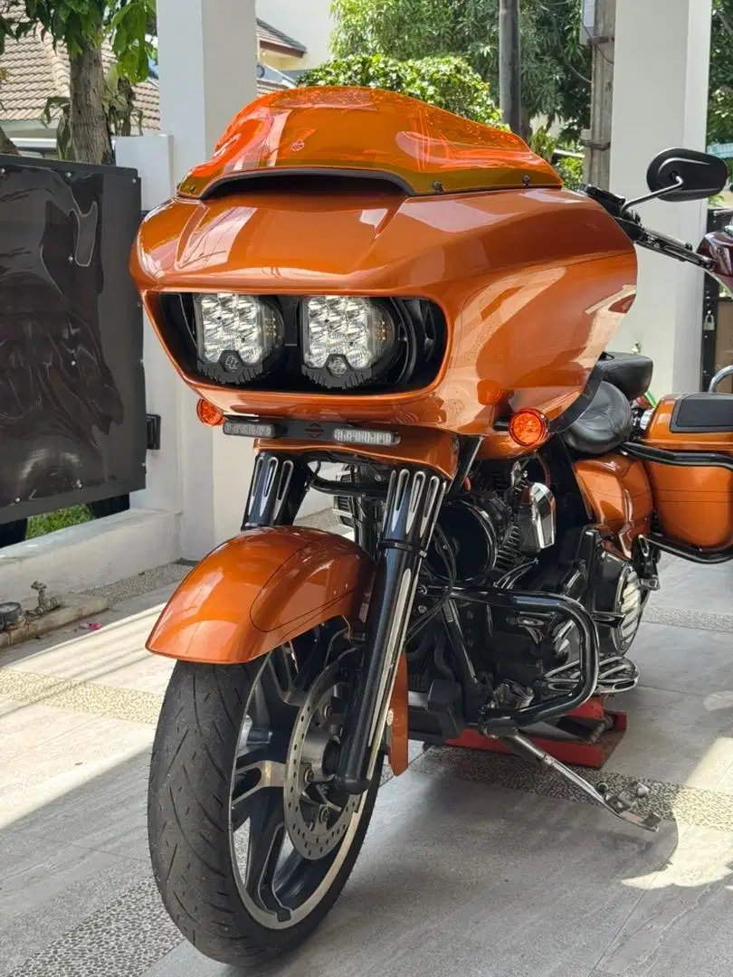 ROADGLIDE PROJECT RUSHMORE FP