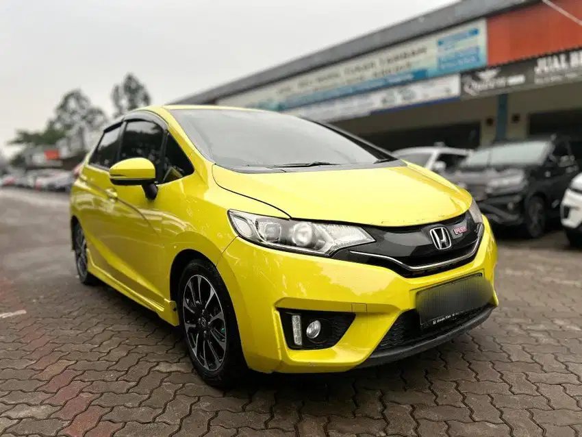 HONDA JAZZ RS AT 2017