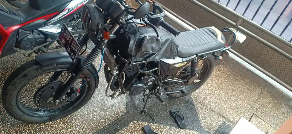 Viar vintech 200 model klasik (w175,Xsr)