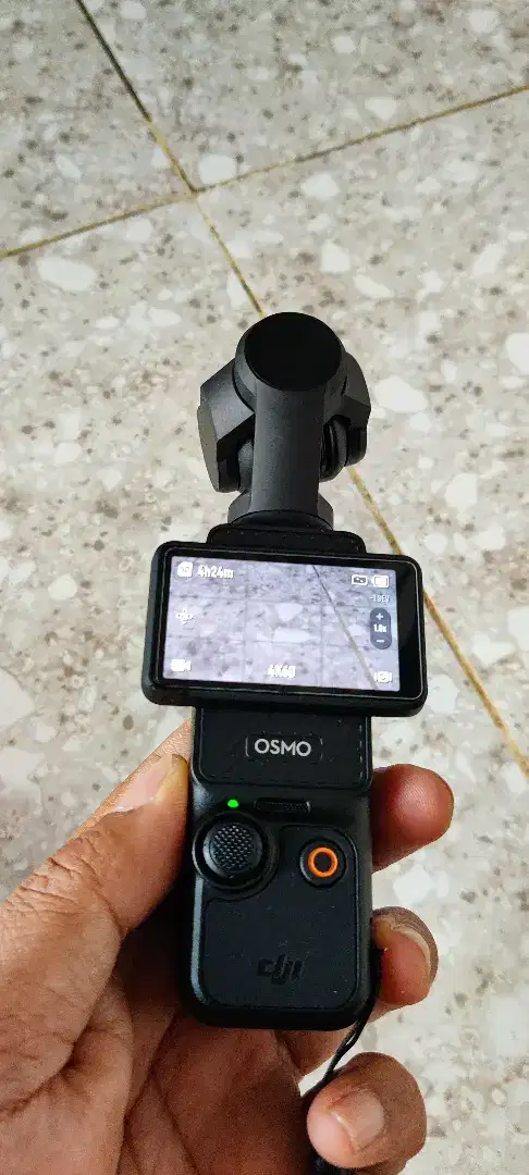 DJI Osmo Pocket 3