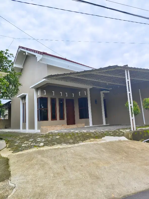 Dijual Rumah Ful Furnished Dekat Puskesmas Manisrenggo Klaten