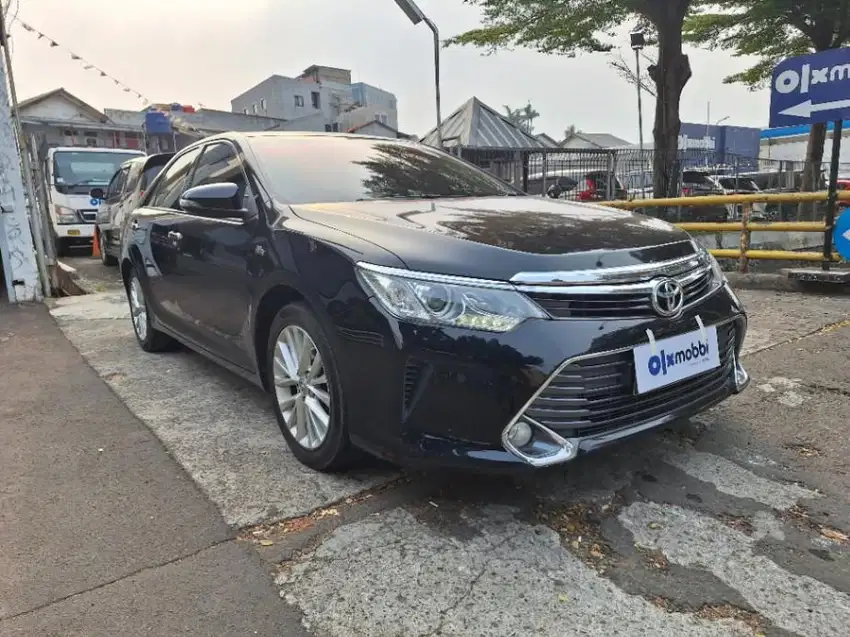 [OLX Mobbi] Dp Rendah Toyota Camry Hitam 2.5 G Bensin-AT 2016 SAM