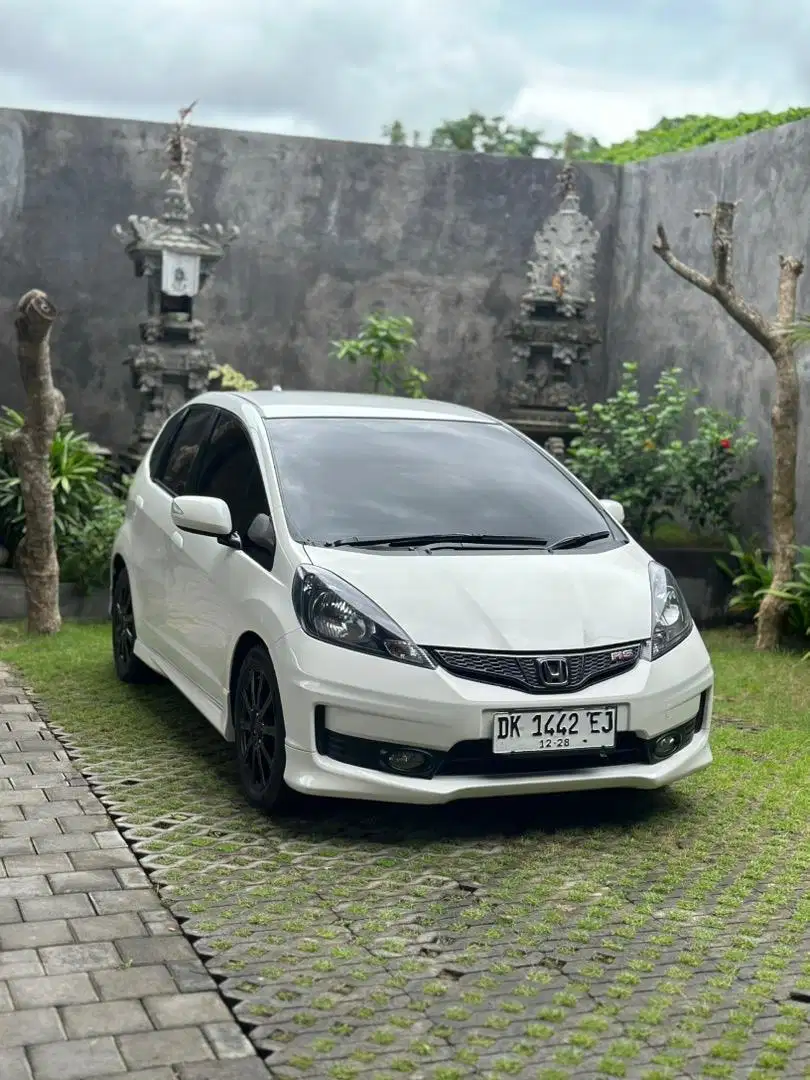 JAZZ RS 2013 MMC MATIC LOW KM SIAP PAKAI