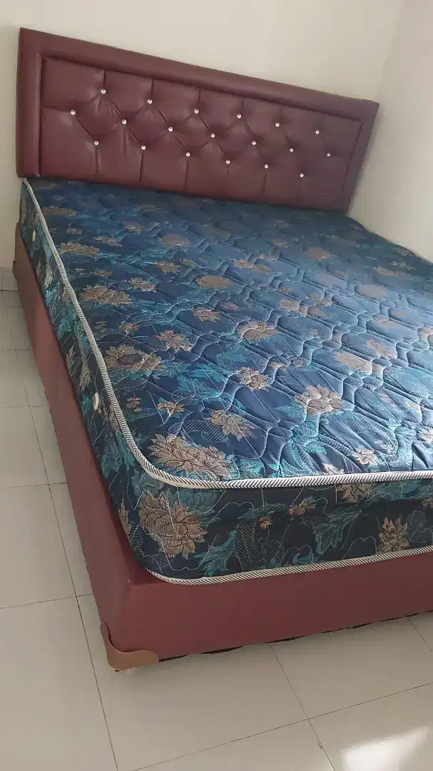 Kasur springbed + dipan