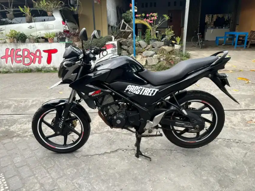 Honda CB 150 R thn 2013 plat AB Bantul