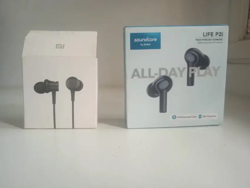 Earbuds Soundcore Anker & Headset Mi Ori