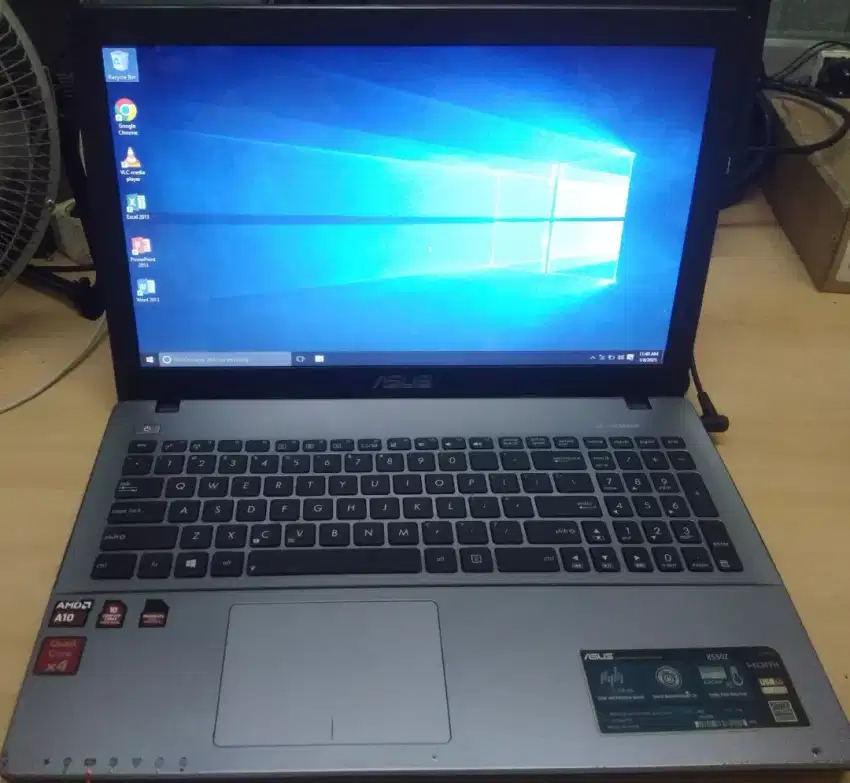 Laptop seken rasa baru