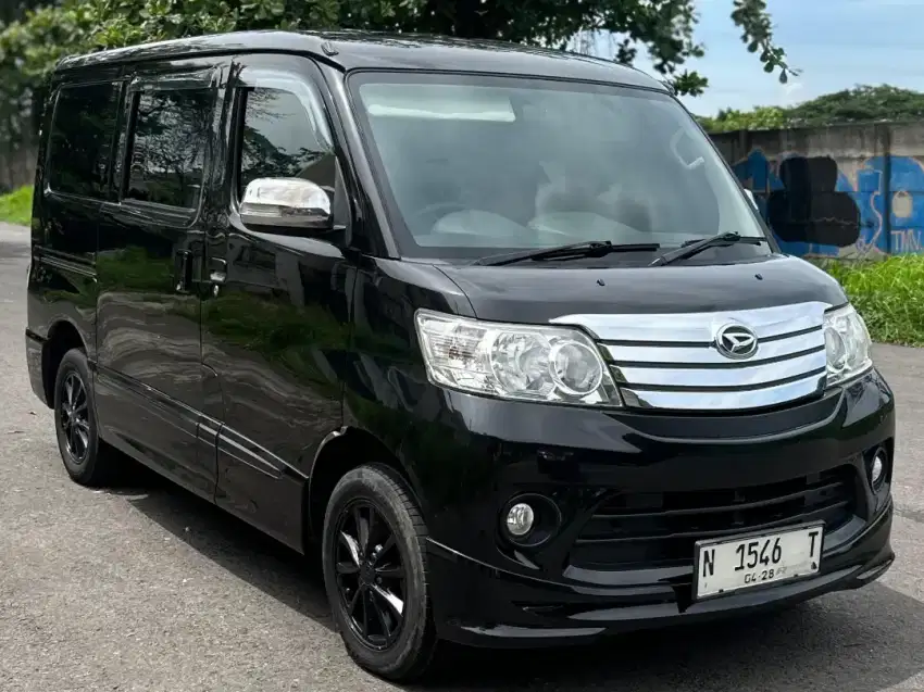 Daihatsu Luxio 1.5 X Manual 2018 Hitam