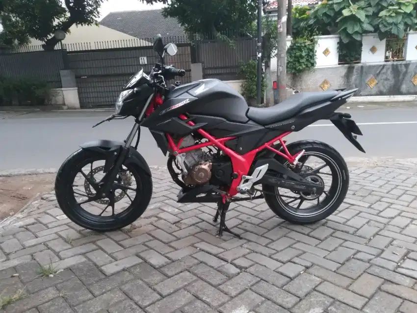 CB 150R HITAM TH 2017, DP CUMA 500 RIBU