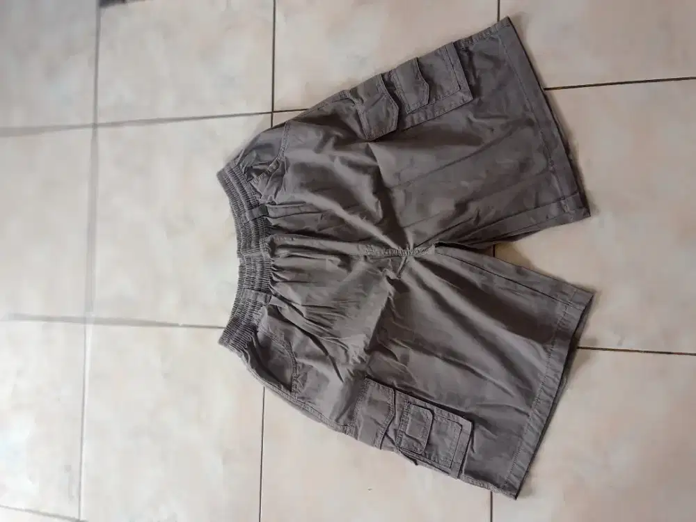 Dijual celana pria pendek ukuran XXL