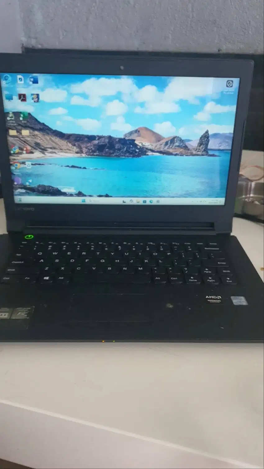 Laptop lenovo murah di jual cepat V310 core I7 ssd 256