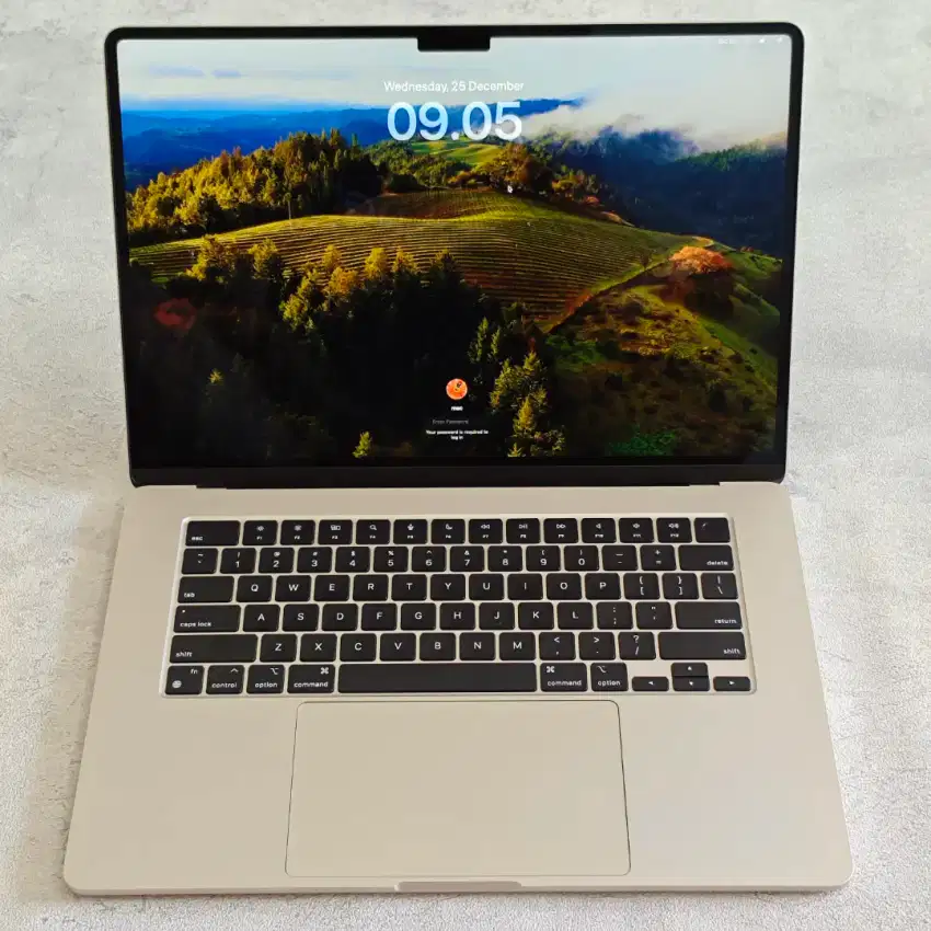 Macbook Air M2 Starlight 15Inch 8/256gb Fullset Original Garansi Ibox