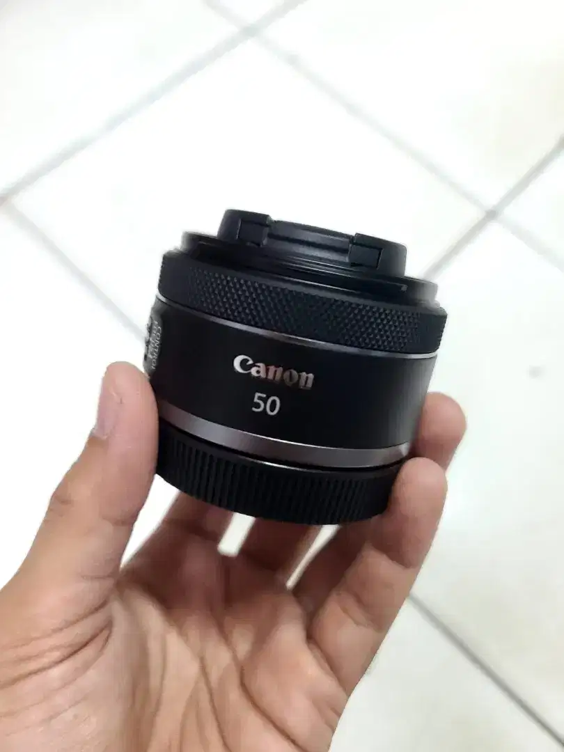 Lensa CANON RF 50mm 1.8 STM