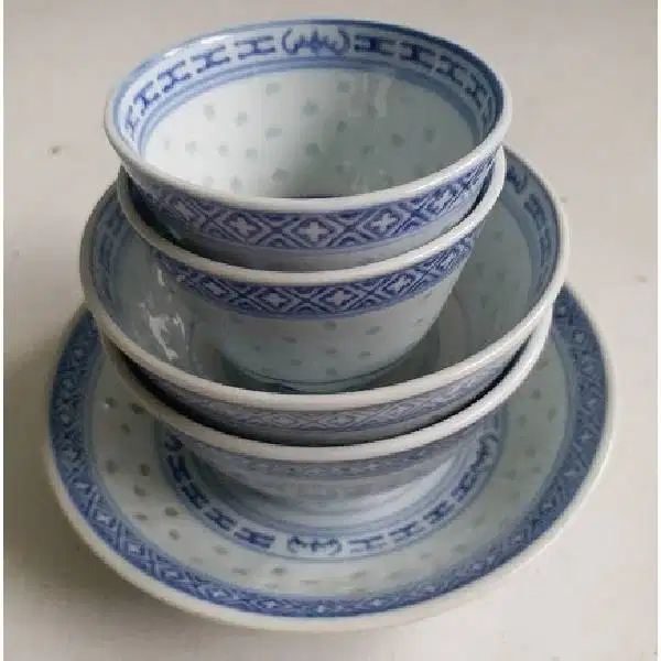 Antik Cina peranakan Oriental mangkok + cangkir + piring motif miji ti