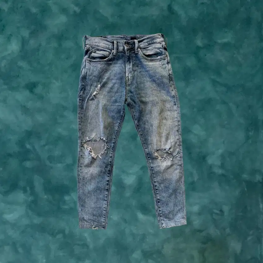H&M Skinny & Denim Slim Jeans Light Denim Blue Ripped & Washed, Celana