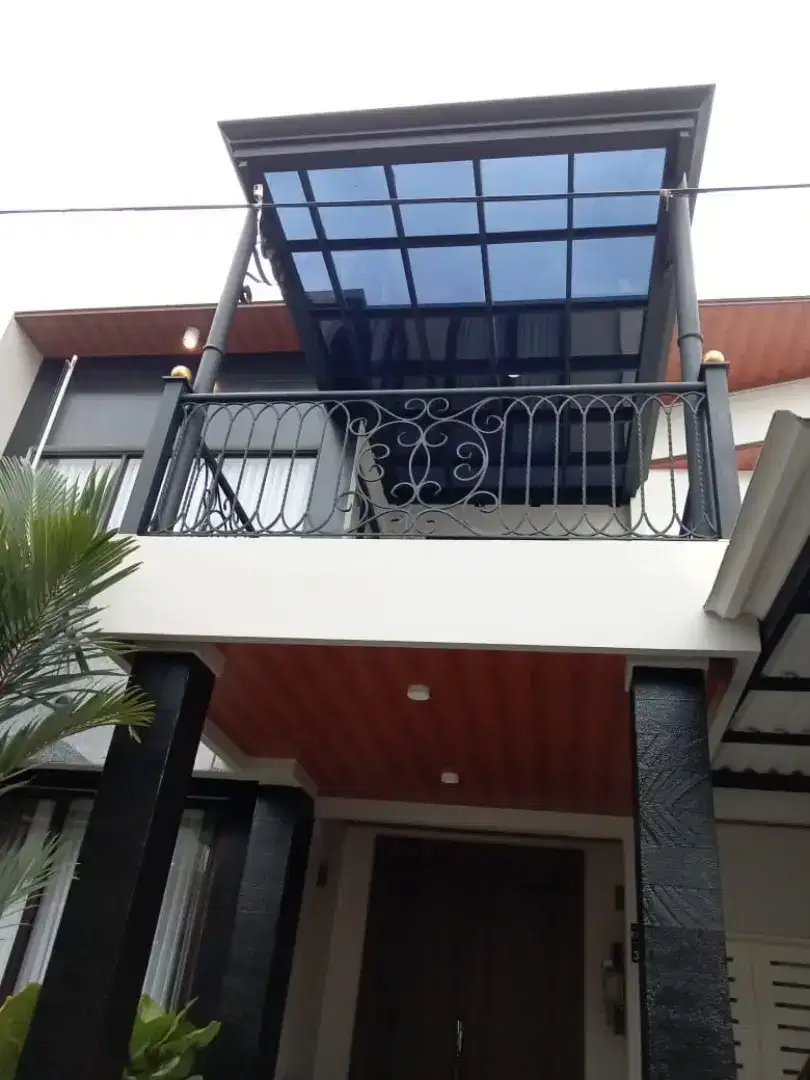 Kanopi solar flat