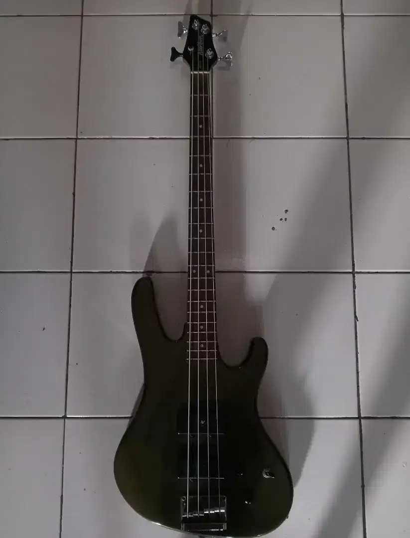 Bass merk washburn tpe XB32 asli original korea