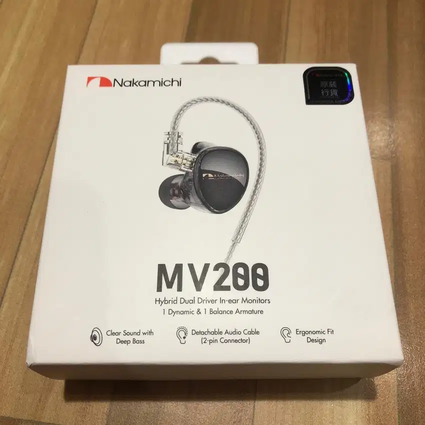 Nakamichi in ear monitor dengan mic MV 200 HD MV200